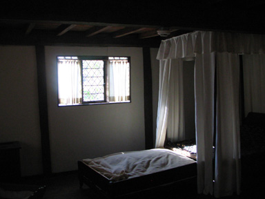 old house bedroom
